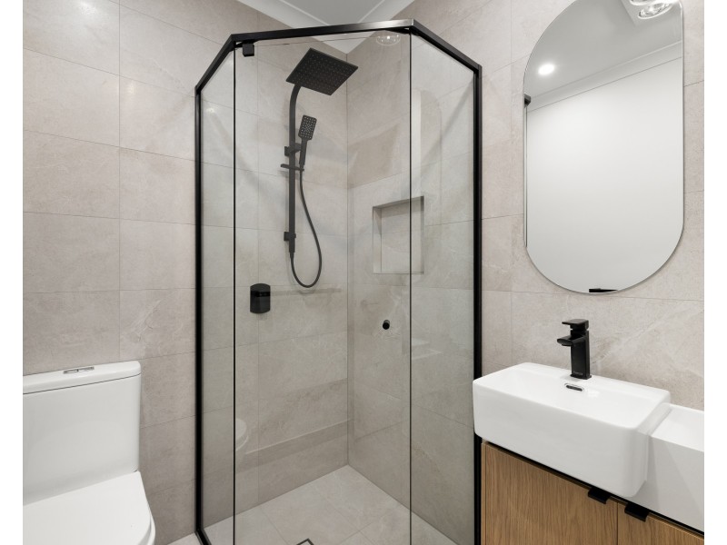 16/18 Lexton Street, Stretton QLD 4116