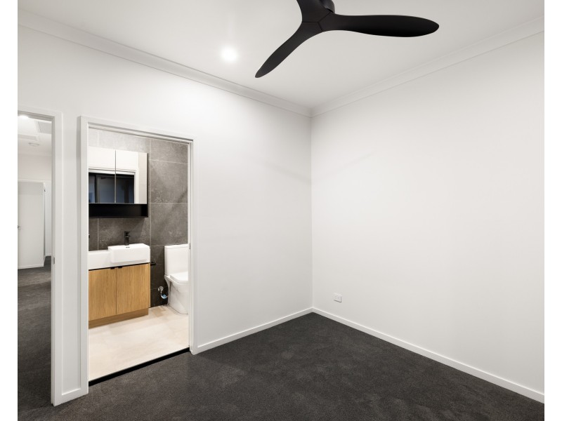 16/18 Lexton Street, Stretton QLD 4116