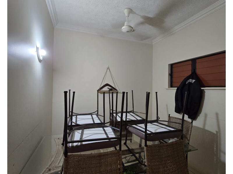 B3A/2-8 Rigg Street, Woree QLD 4868