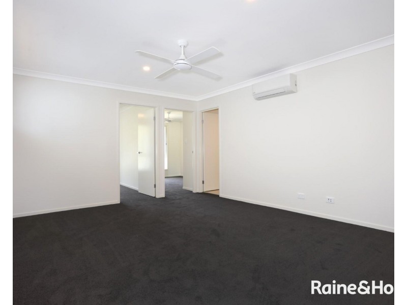 121/63 Watercress Boulevard, Redbank Plains QLD 4301