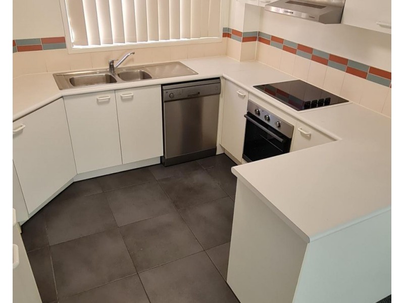 24/6-10 Bourton Road, Merrimac QLD 4226