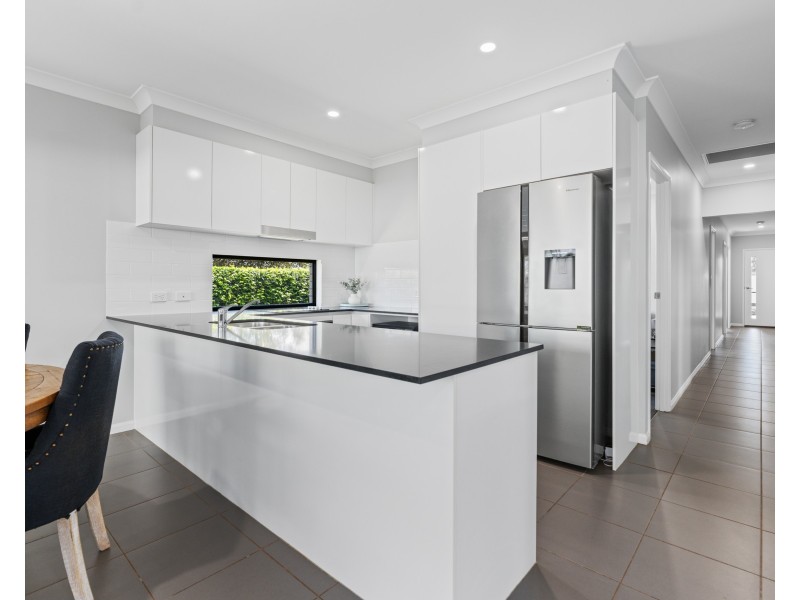 10 Boss Drive, Caboolture South QLD 4510