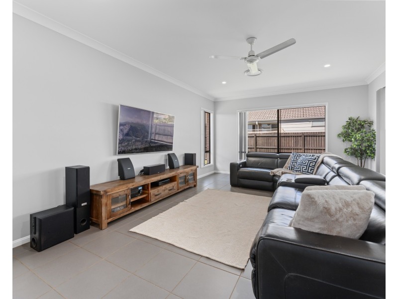 10 Boss Drive, Caboolture South QLD 4510