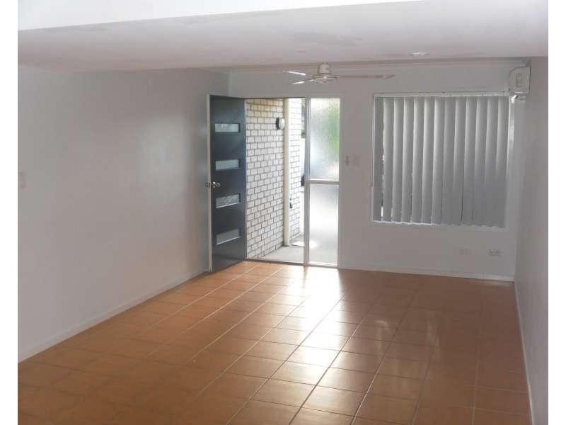 17/6 Station Rd, Burpengary QLD 4505