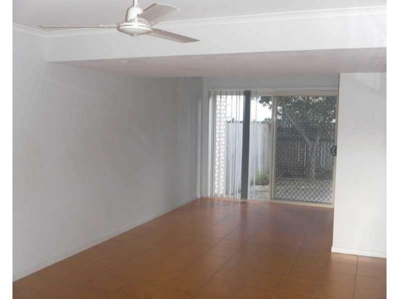 17/6 Station Rd, Burpengary QLD 4505