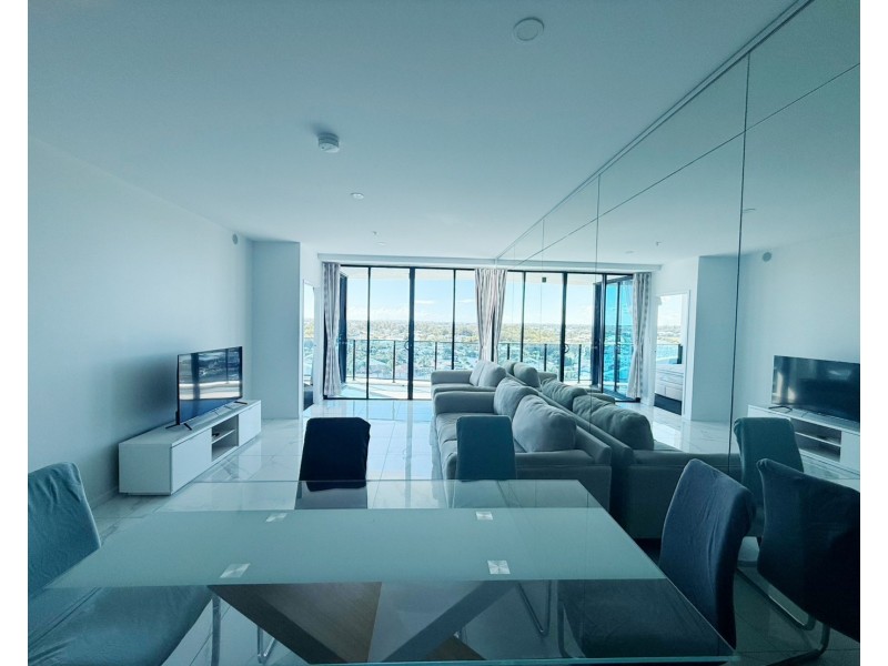 4806/5 Harbour Side Court, Biggera Waters QLD 4216