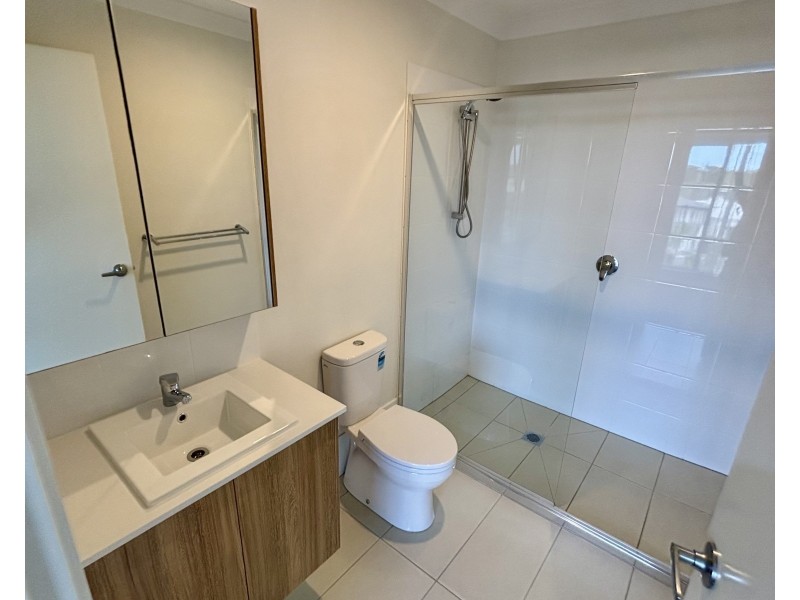 104/19 Whittley Court, Pimpama QLD 4209