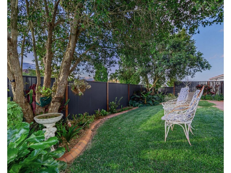 2 waterford place, Bridgeman Downs QLD 4035