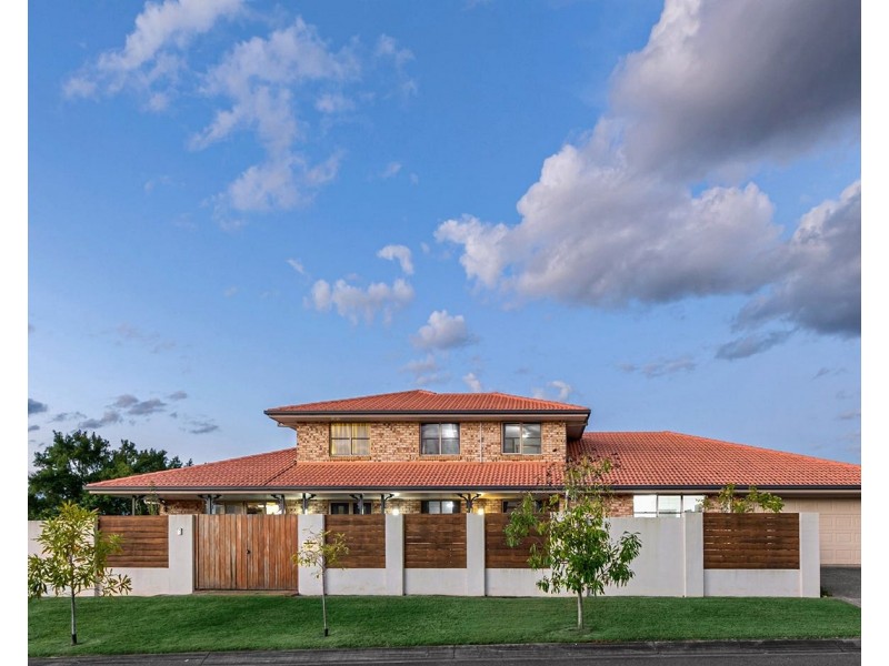 2 waterford place, Bridgeman Downs QLD 4035