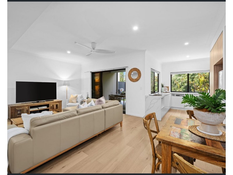30/72 Palladium Boulevard, Hope Island QLD 4212
