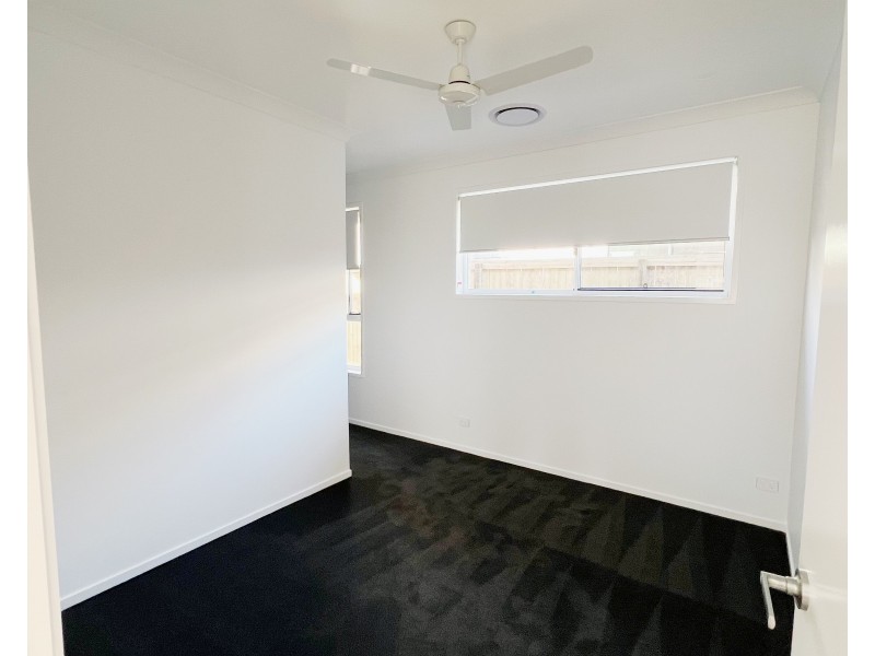 55 Redcomb Drive, Park Ridge QLD 4125