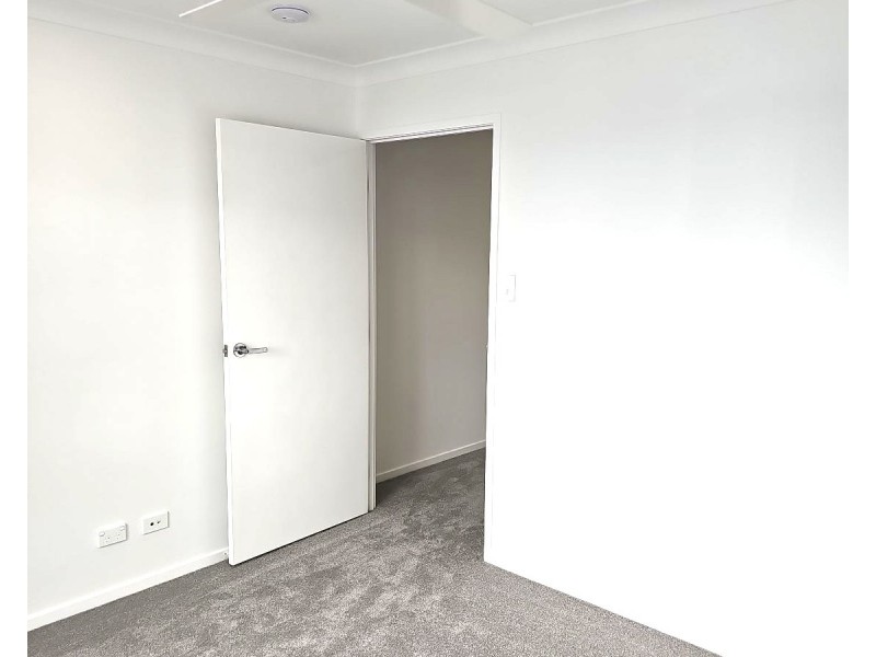 10/14 Kerr Road West, Kallangur QLD 4503