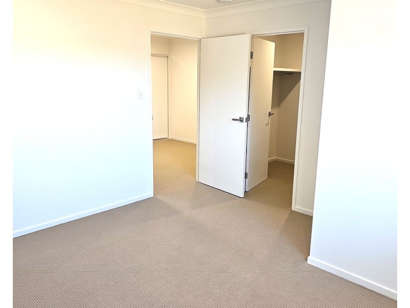 9/31 Sunray Parade, Griffin QLD 4503