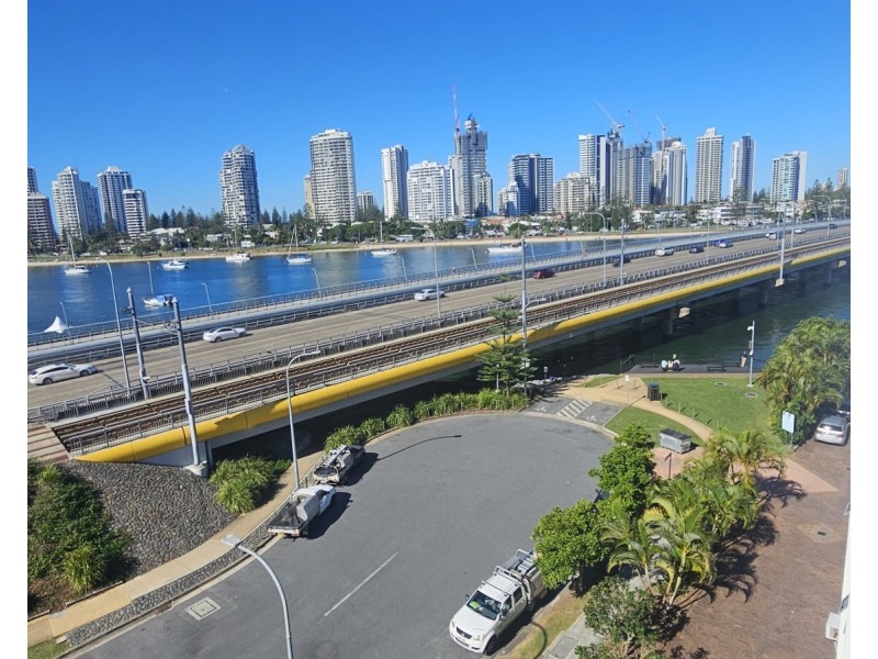 616/2 Barney Street, Southport QLD 4215