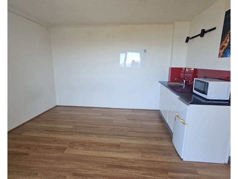 616/2 Barney Street, Southport QLD 4215