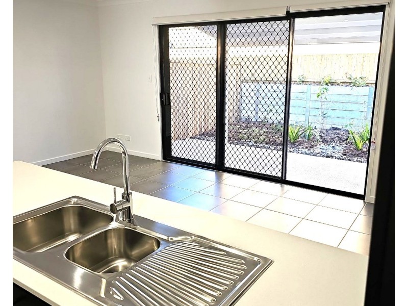 7/14 Kerr Road West, Kallangur QLD 4503