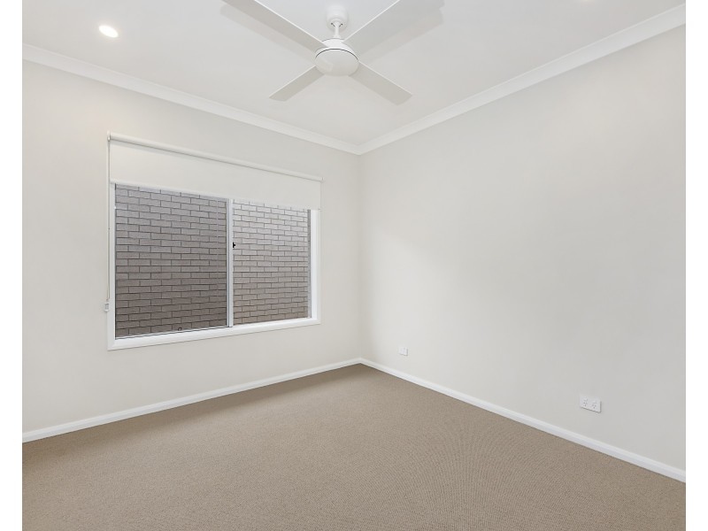 9 Pipit st, Palmview QLD 4553