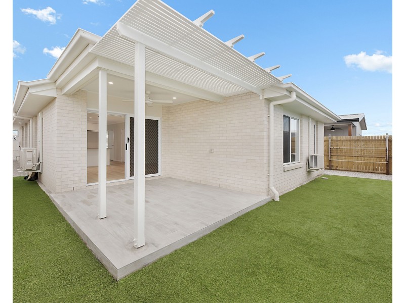 9 Pipit st, Palmview QLD 4553