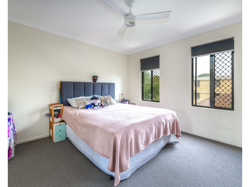 13/4 Mawarra st, Palm Beach QLD 4221