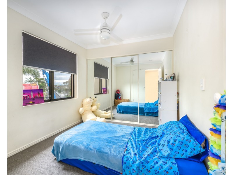 13/4 Mawarra st, Palm Beach QLD 4221