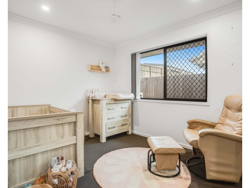 27 Weyba Street, Morayfield QLD 4506