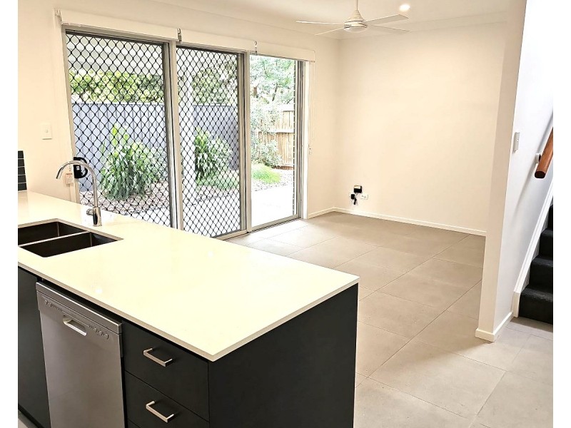 17/83 Cribb Avenue, Mitchelton QLD 4053