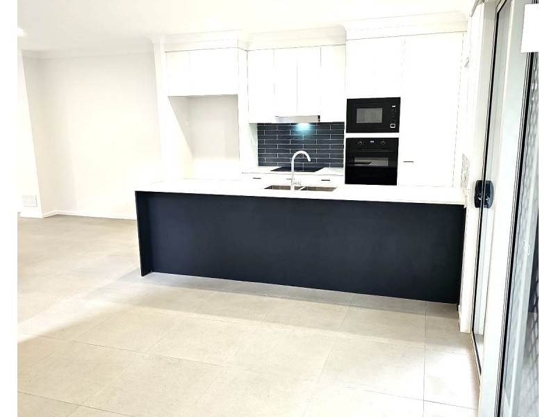 17/83 Cribb Avenue, Mitchelton QLD 4053