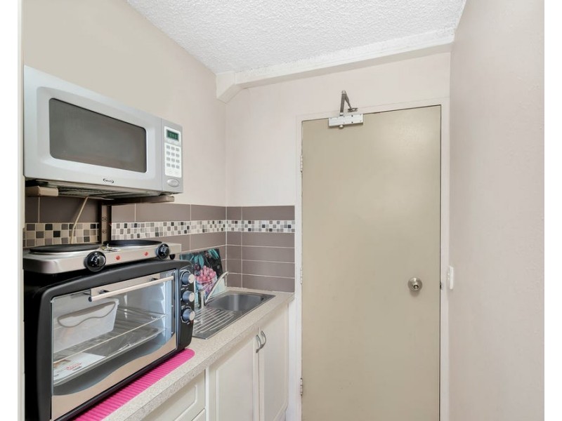 308/2 Barney Street, Southport QLD 4215