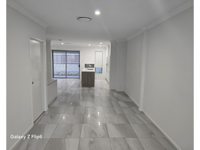 12/14 Cavill Place, Runcorn QLD 4113