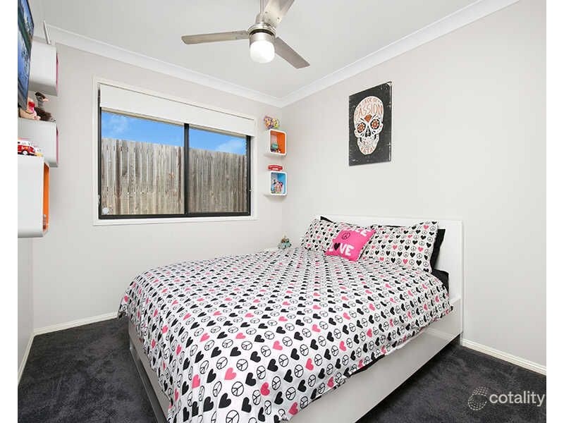 61 Paul Drive, Regents Park QLD 4118