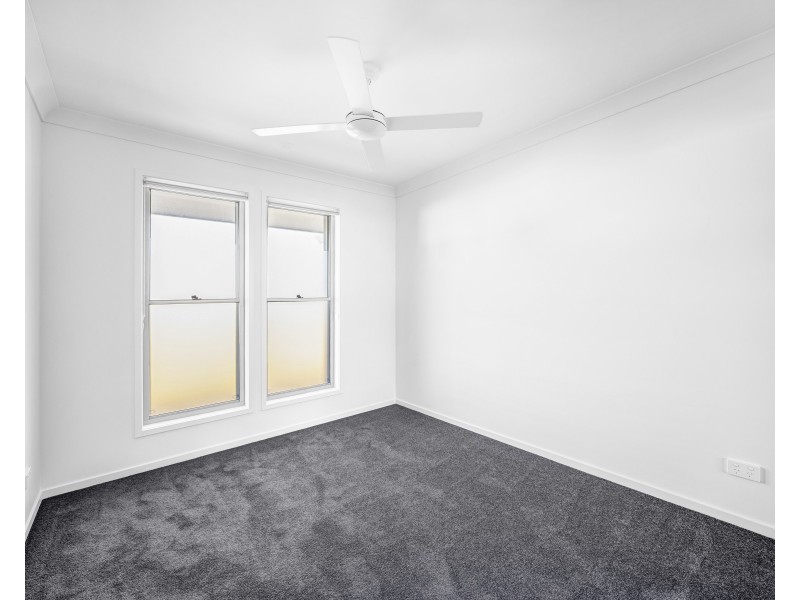 18/47 Urbana Boulevard, Coomera QLD 4209