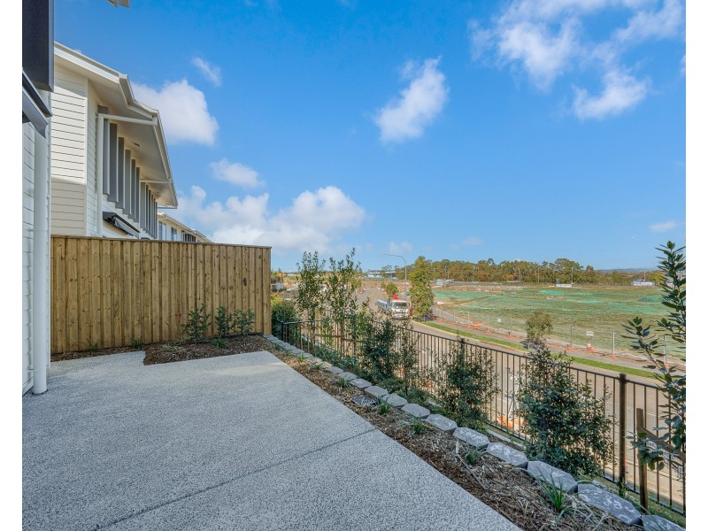 3/47 Urbana Boulevard, Coomera QLD 4209