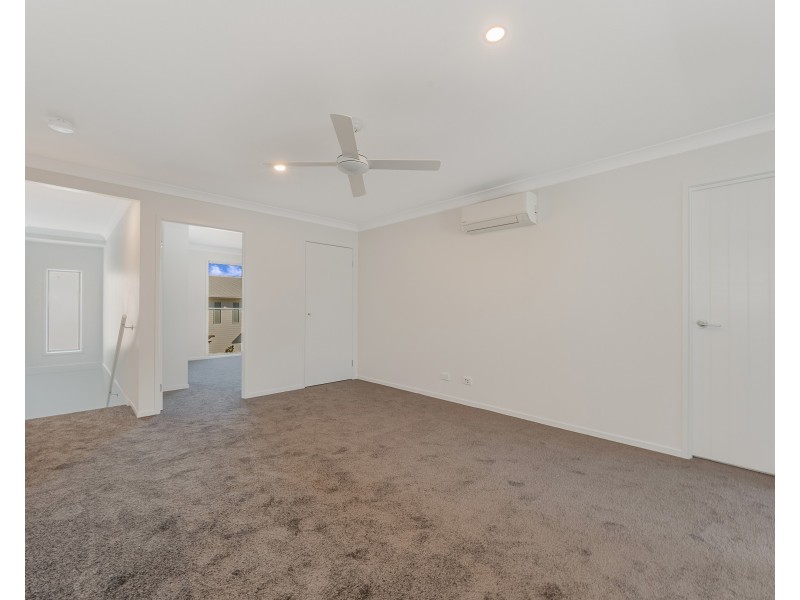 3/47 Urbana Boulevard, Coomera QLD 4209