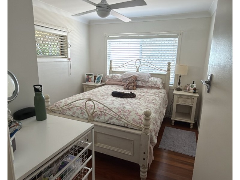 5 Fiona Street, Biggera Waters QLD 4216