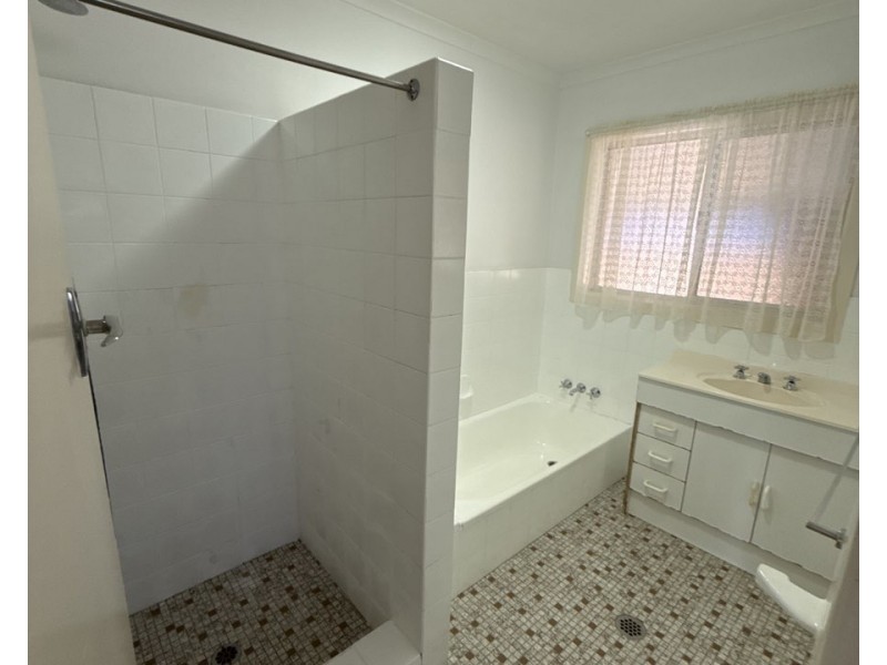 5 Fiona Street, Biggera Waters QLD 4216