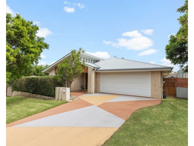12 Daphne Place, Wakerley QLD 4154