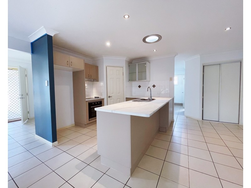 10 Debbie Way, Nerang QLD 4211