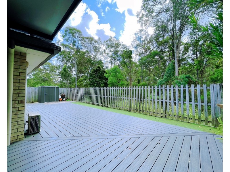 10 Debbie Way, Nerang QLD 4211