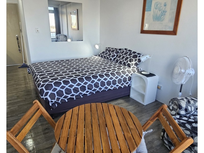 410/2 Barney Street, Southport QLD 4215