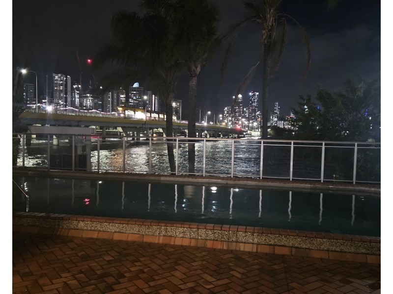 410/2 Barney Street, Southport QLD 4215