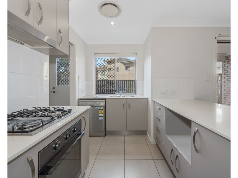 18/86 Carselgrove Avenue, Fitzgibbon QLD 4018