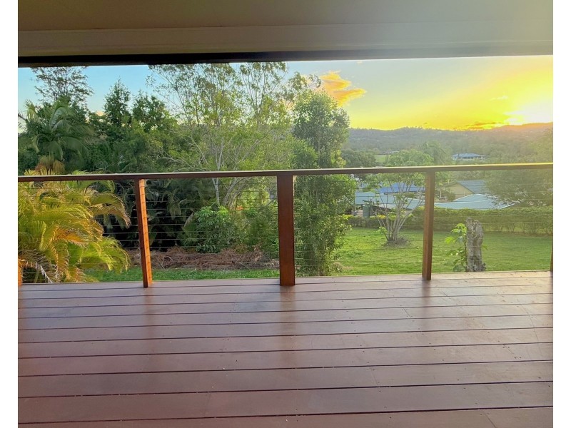29 Bonogin Road, Mudgeeraba QLD 4213