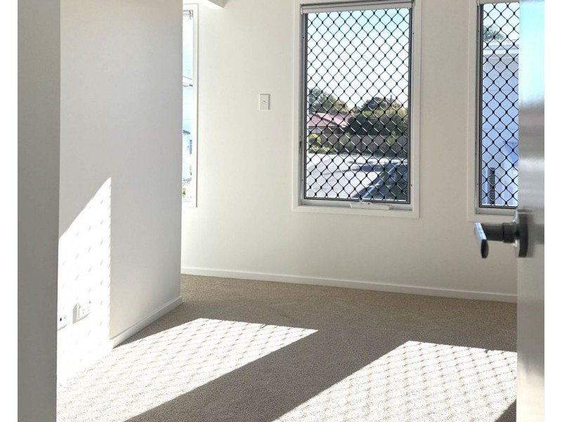 37/14 Kerr Road West, Kallangur QLD 4503