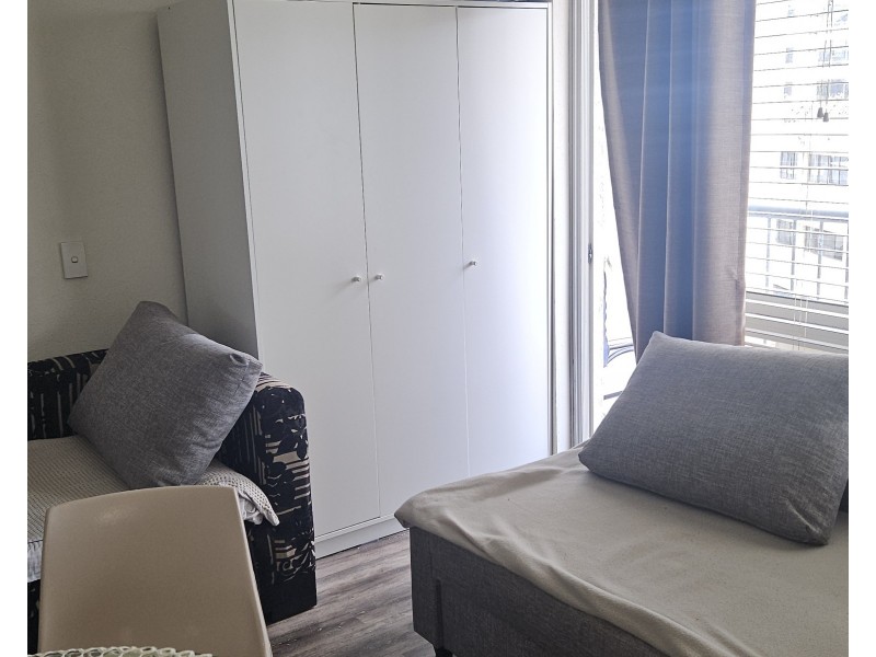 413/2 Barney Street, Southport QLD 4215