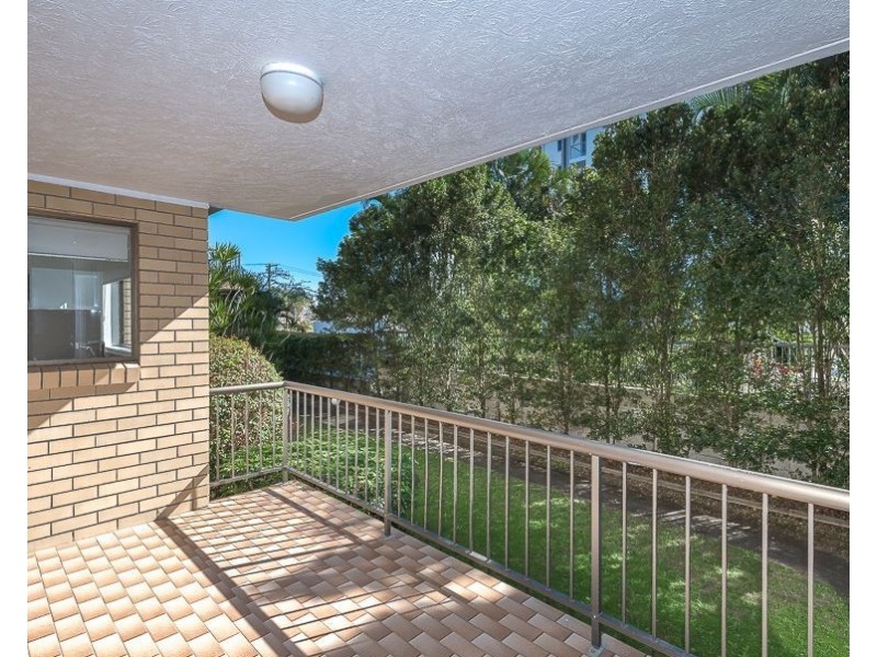 2/15 Mermaid Avenue, Mermaid Beach QLD 4218