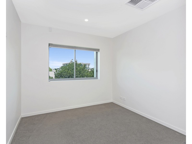 31/27 Manning Street, Milton QLD 4064