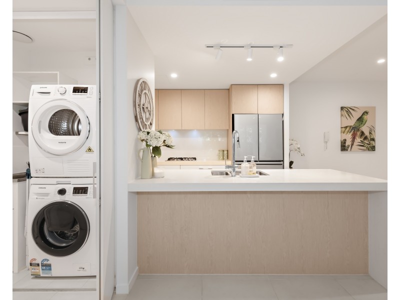 1006/21 Ross Street, Benowa QLD 4217