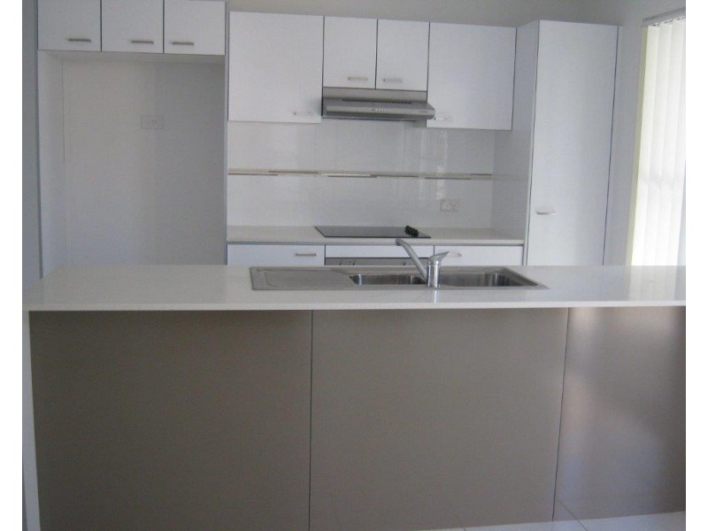 1/1 Santa Ana Lane, Griffin QLD 4503