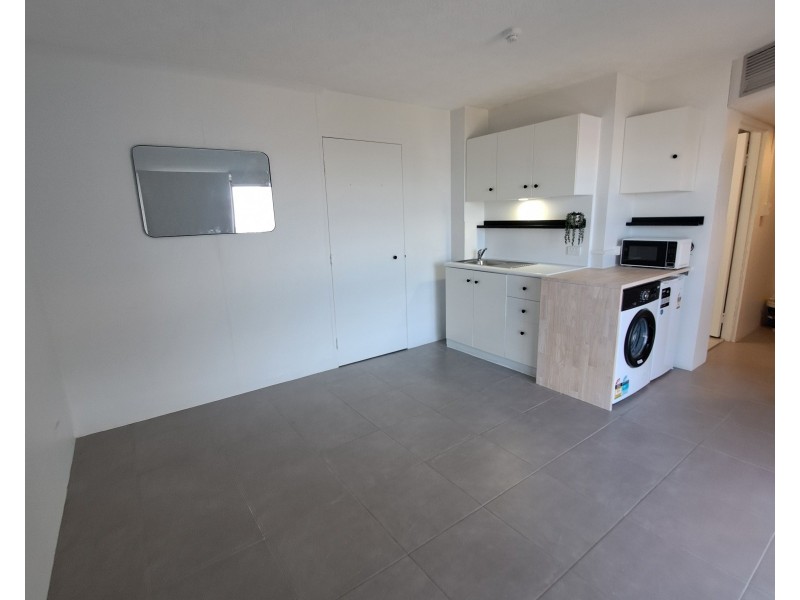 716/2 Barney Street, Southport QLD 4215