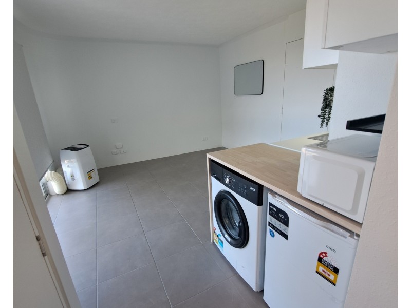 716/2 Barney Street, Southport QLD 4215